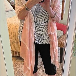 EUC gradient pink gauzy shawl/ scarf/ firm